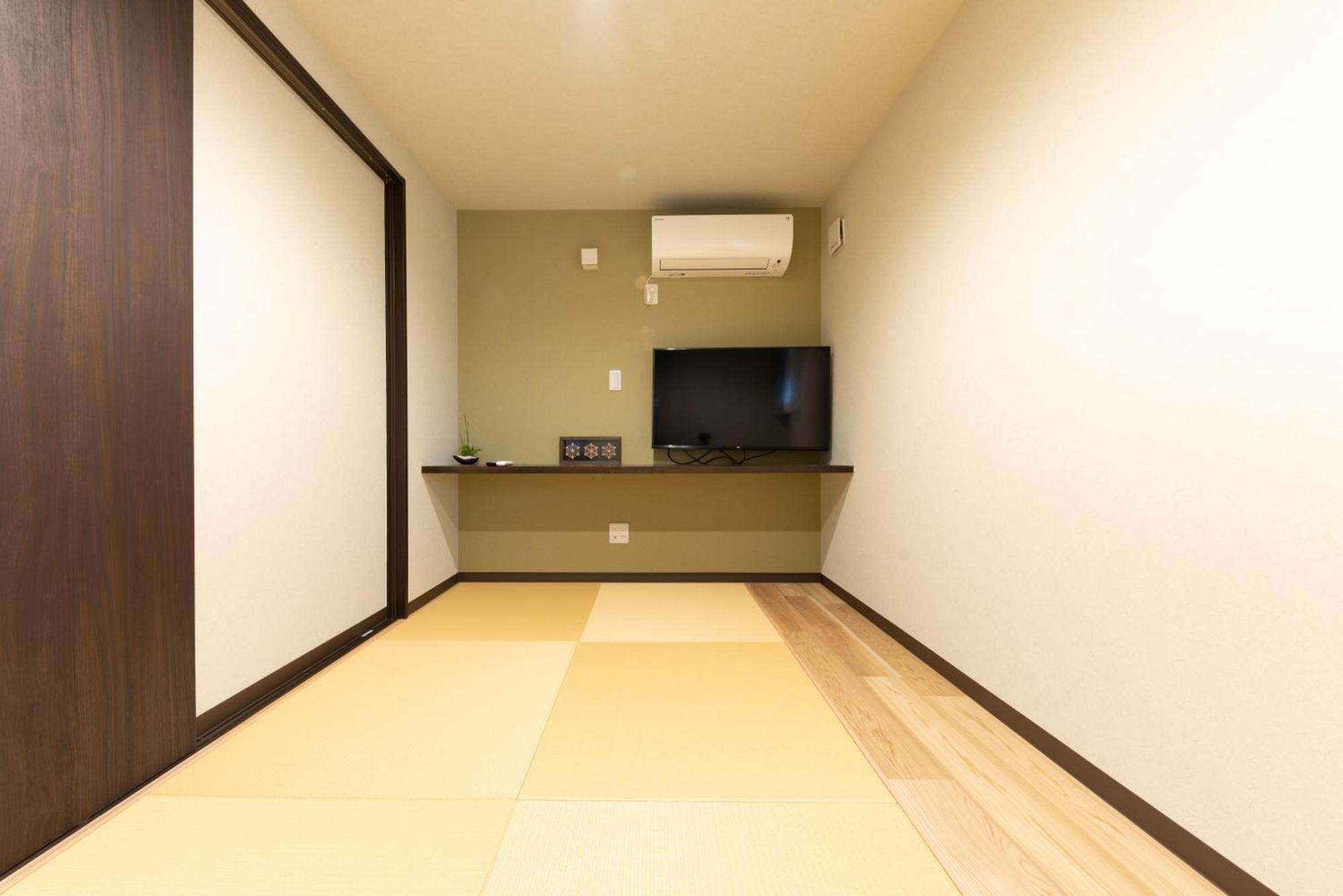 スタジオーネ 箱根強羅 West - Stagione Hakone Gora West Apartamento Quarto foto